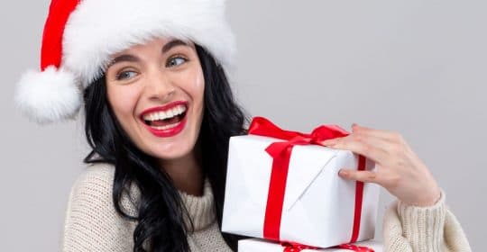 Dental Products Might Be the Best Christmas Gifts For the People on Your List