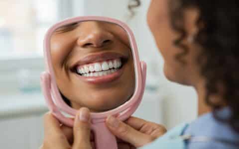 How Cosmetic Dentistry Can Help You Feel More Confident This Spring