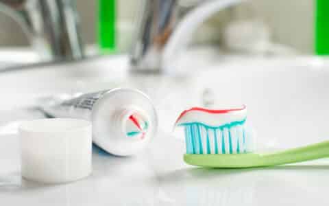 How to Choose the Right Toothpaste for Your Needs