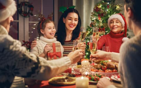 Keep Your Oral Health Intact During the Holidays