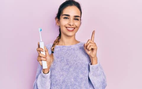Should You Be Using an Electric Toothbrush? The Pros and Cons